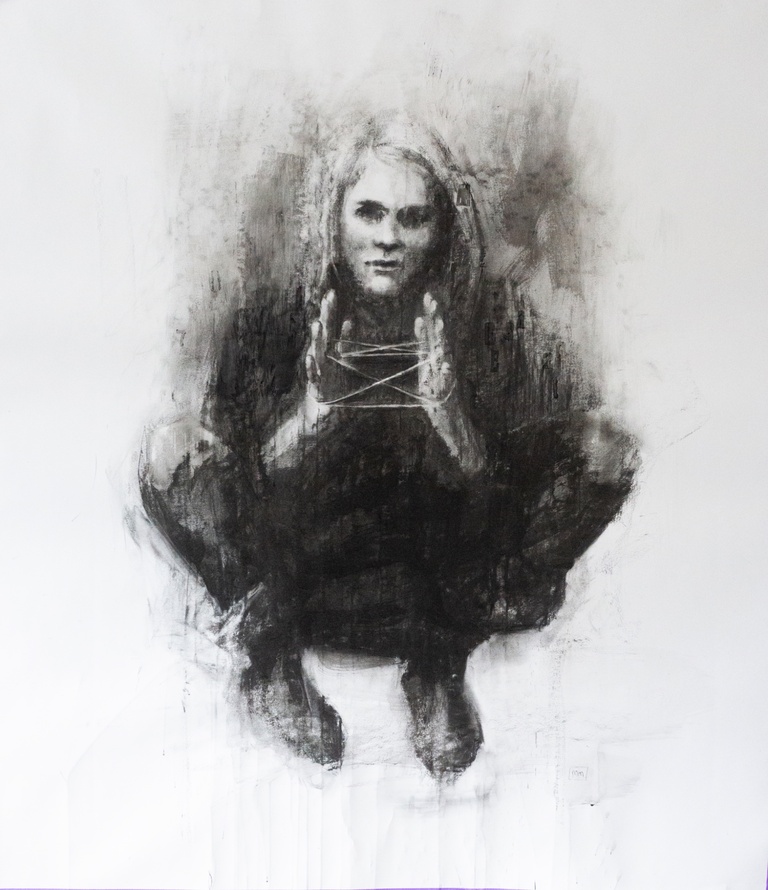 Draad houtskooltekening 150x130 Maud Masselink.jpg